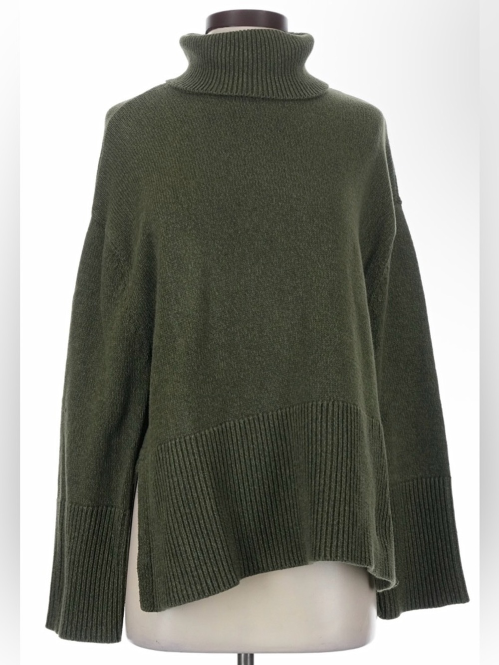 GAP Turtle Neck Oversized Women's Sweater Split Hem - Olive Green